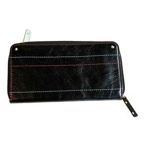 High*way Clutch Wallet Zip Around Black Red Blue Stitching